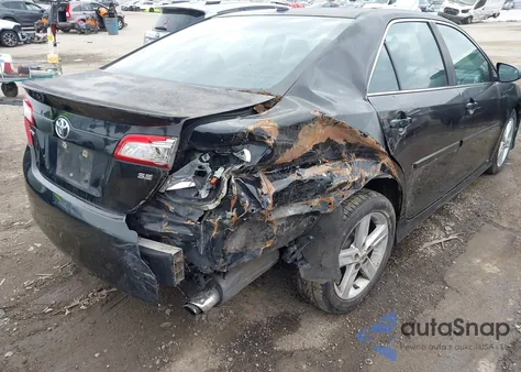 2012 Toyota Camry Se z USA, uszkodzony, nr VIN 4T1BF1FKXCU073083